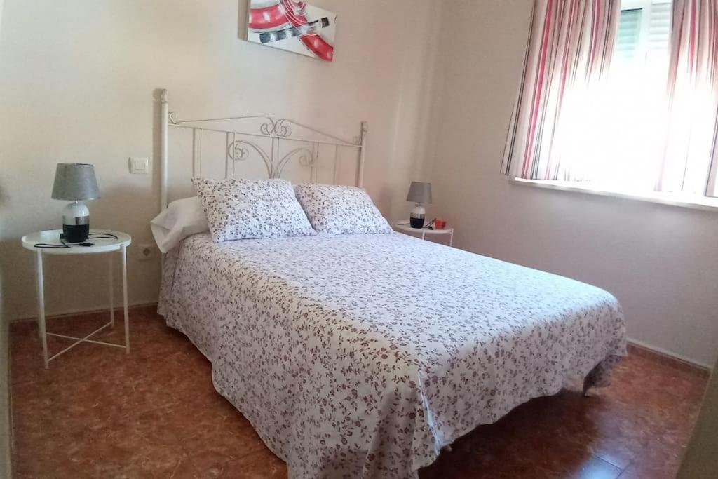 El Apartamento De Trini Sevilla Bagian luar foto