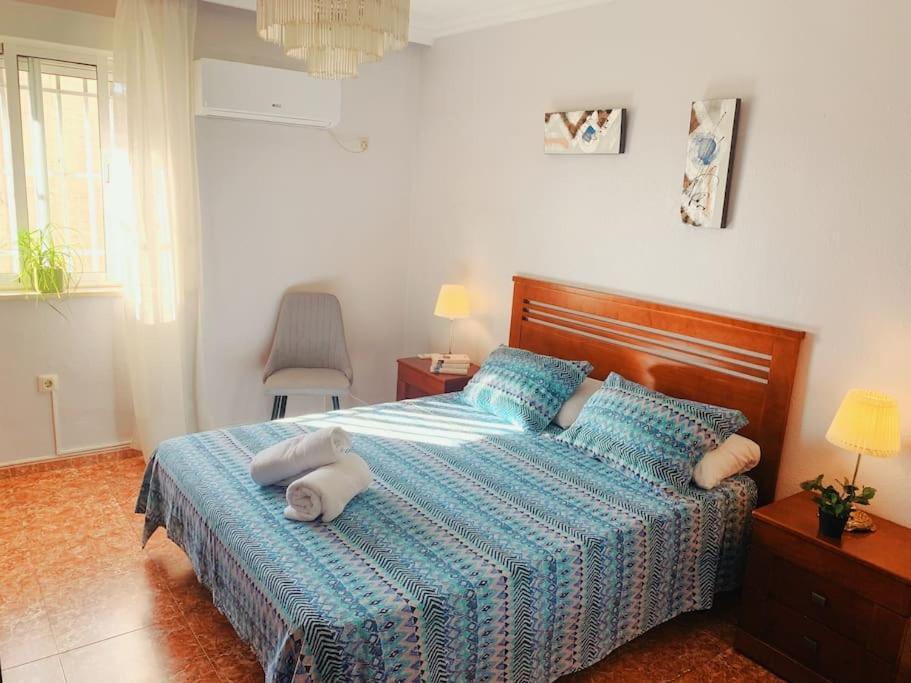El Apartamento De Trini Sevilla Bagian luar foto