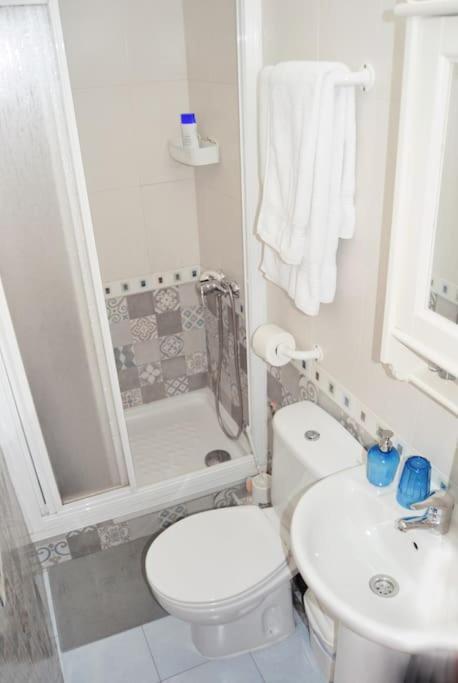 El Apartamento De Trini Sevilla Bagian luar foto