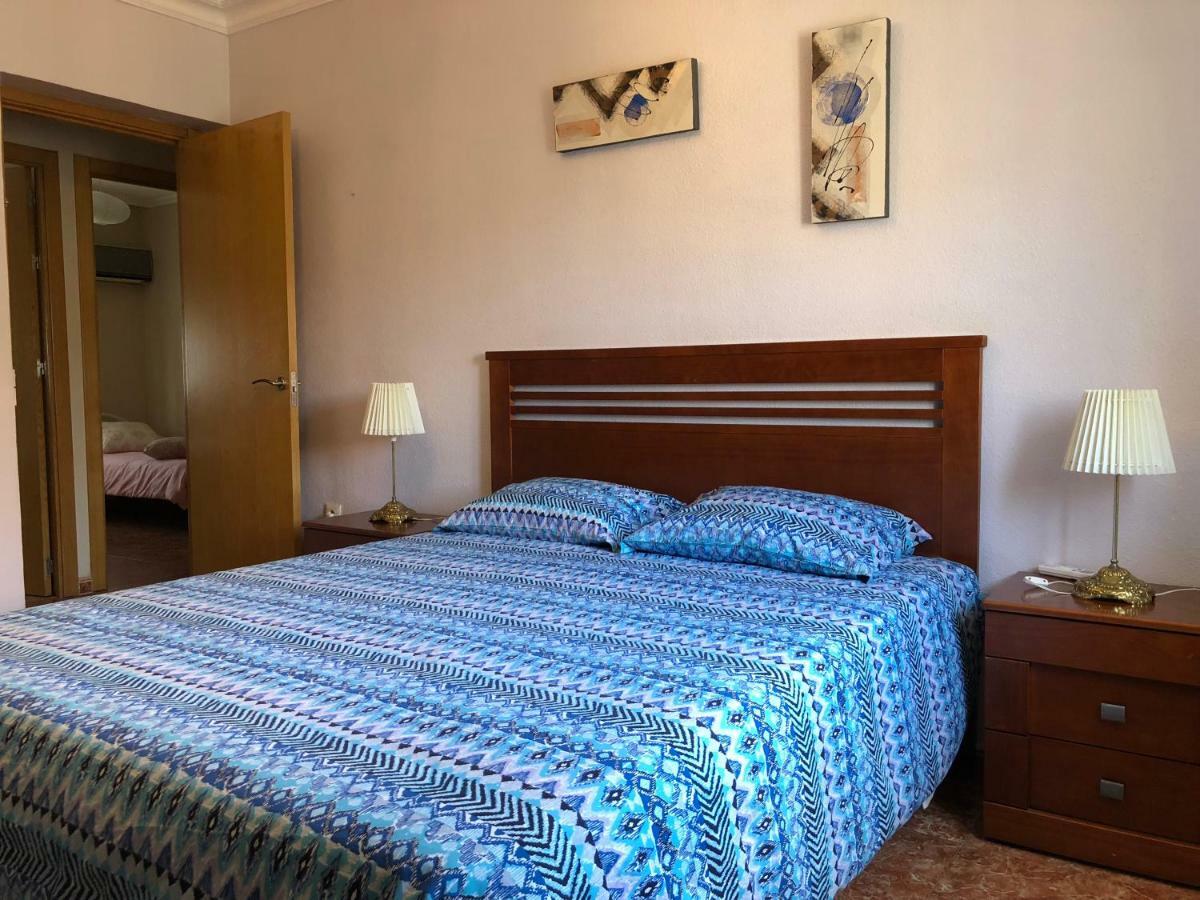 El Apartamento De Trini Sevilla Bagian luar foto