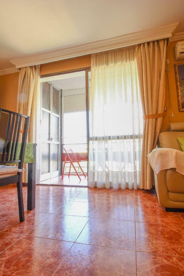 El Apartamento De Trini Sevilla Bagian luar foto