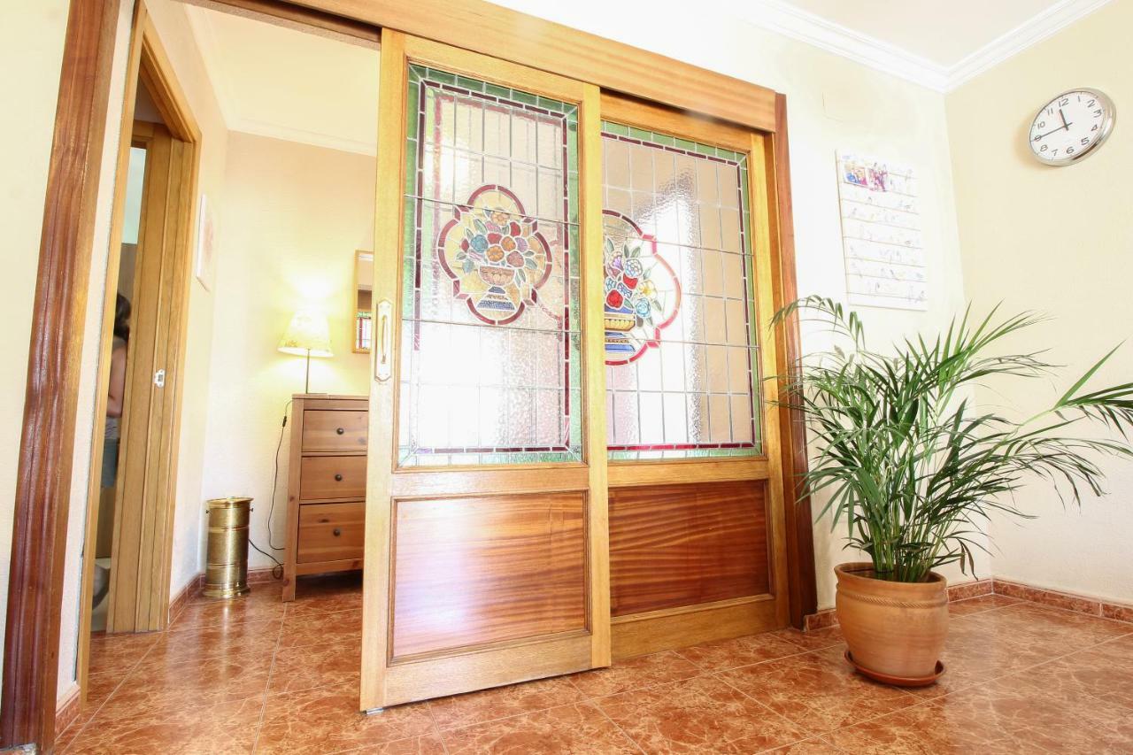 El Apartamento De Trini Sevilla Bagian luar foto
