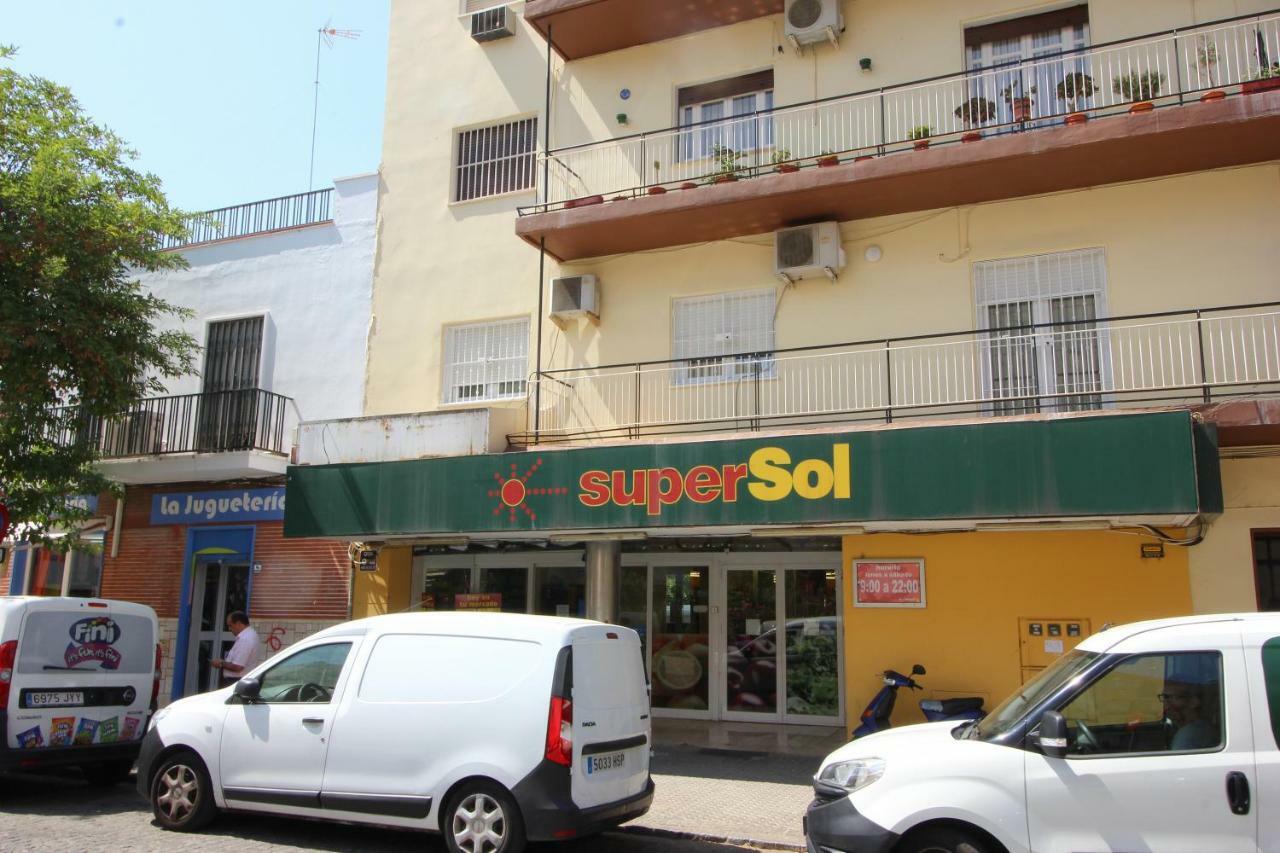 El Apartamento De Trini Sevilla Bagian luar foto
