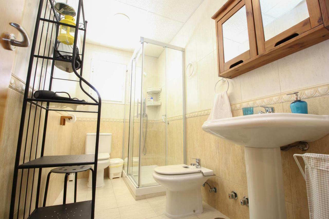 El Apartamento De Trini Sevilla Bagian luar foto